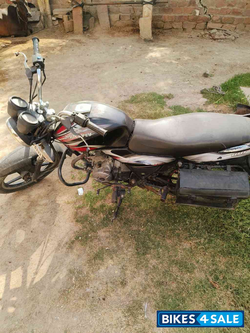 Bajaj Discover 100 DTS-Si Bajaj Discover 100 DTS-Si