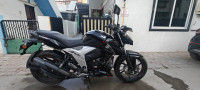 Black TVS Apache RTR 160 BS VI