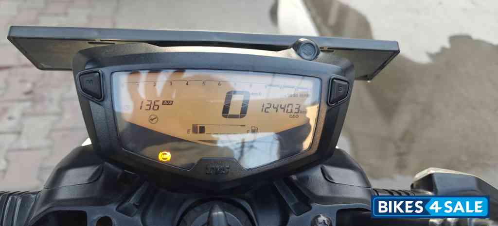 Black TVS Apache RTR 160 BS VI