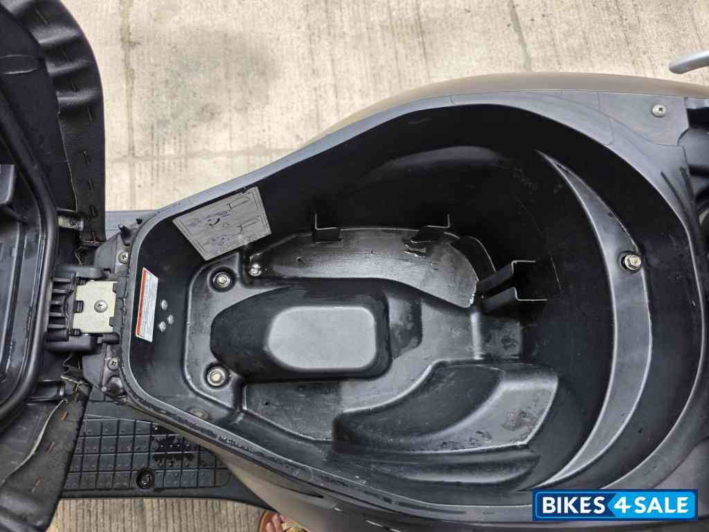 Metallic Black Suzuki Access 125