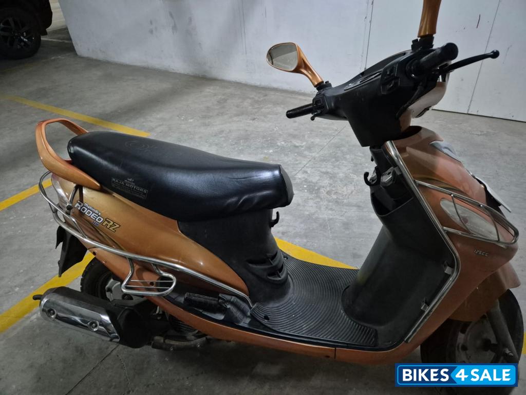 Mahindra Rodeo RZ Mahindra Rodeo RZ