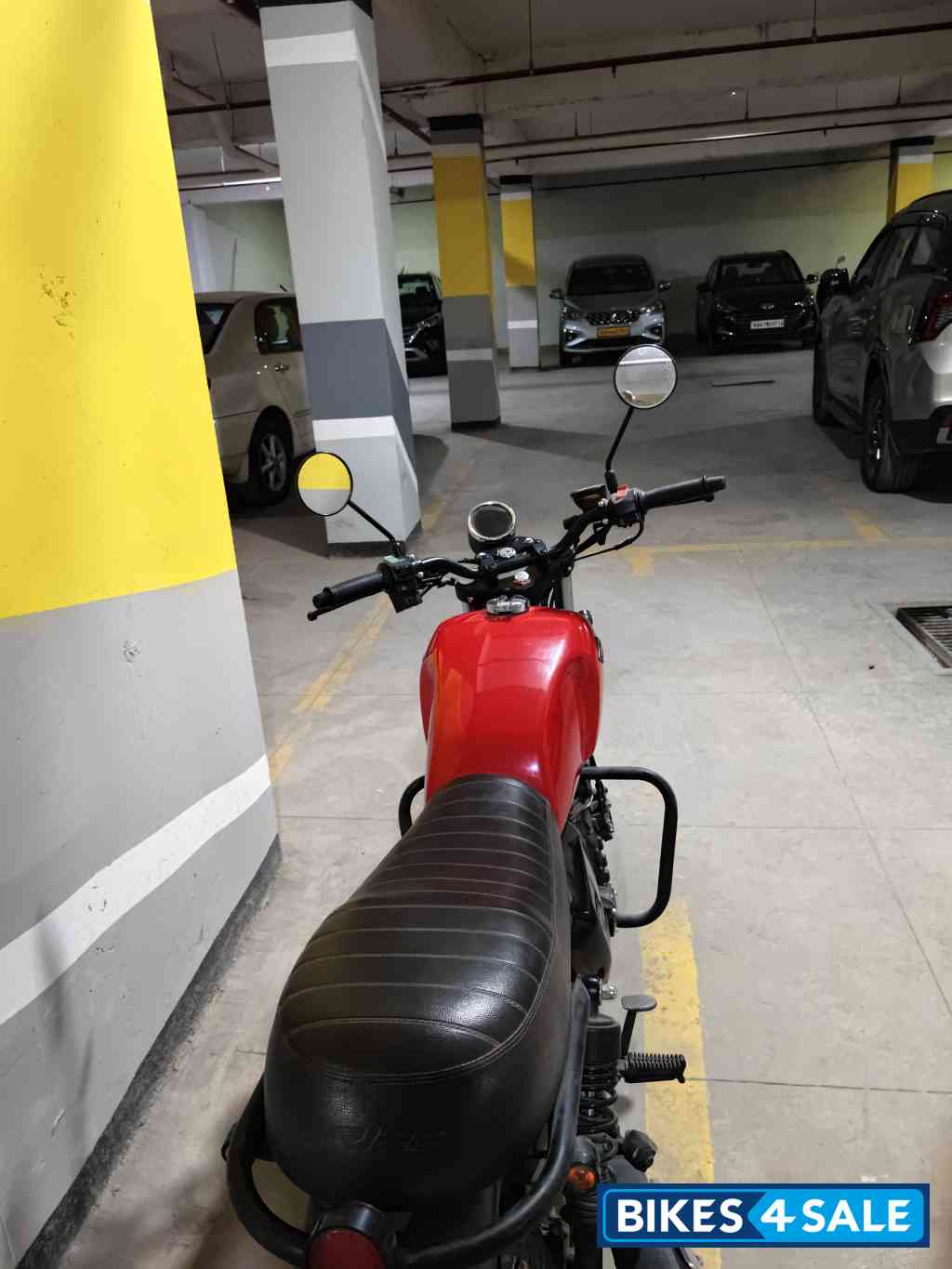 Glossy Red Keeway SR 125 Glossy Red Keeway SR 125