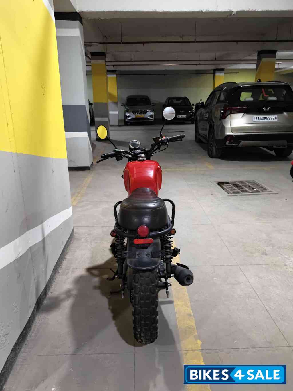 Glossy Red Keeway SR 125 Glossy Red Keeway SR 125