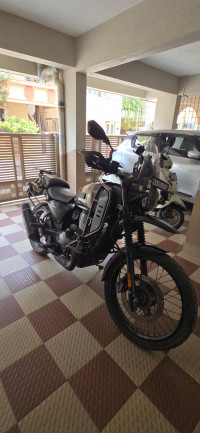 Yezdi Adventure Matte