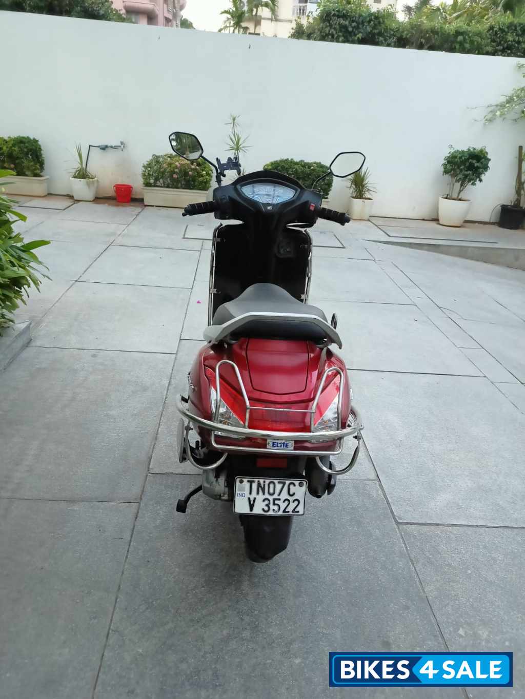 Red Honda Activa 6G Dlx