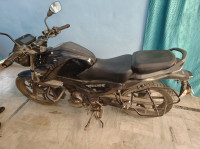 Black TVS Raider 125