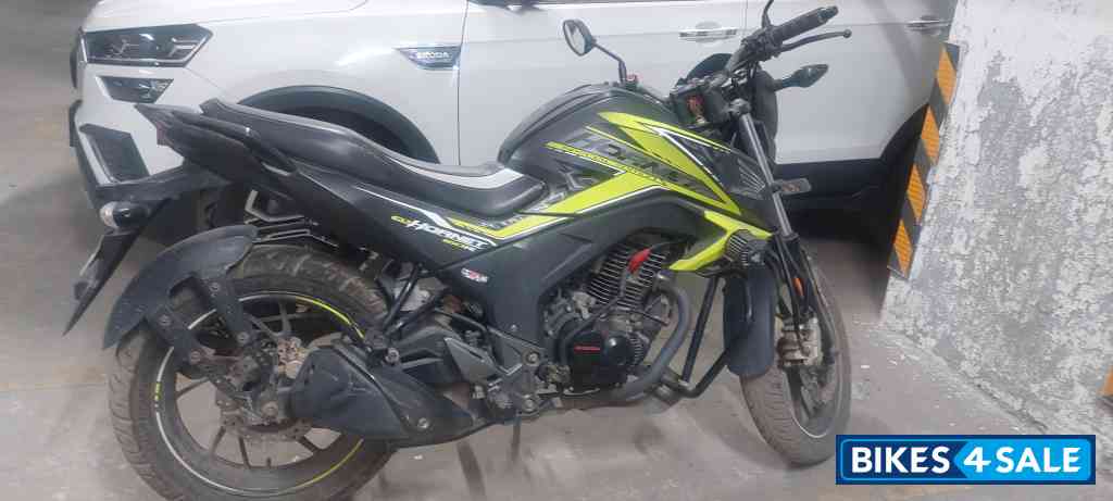 Honda CB Hornet 160R
