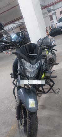 Honda CB Hornet 160R