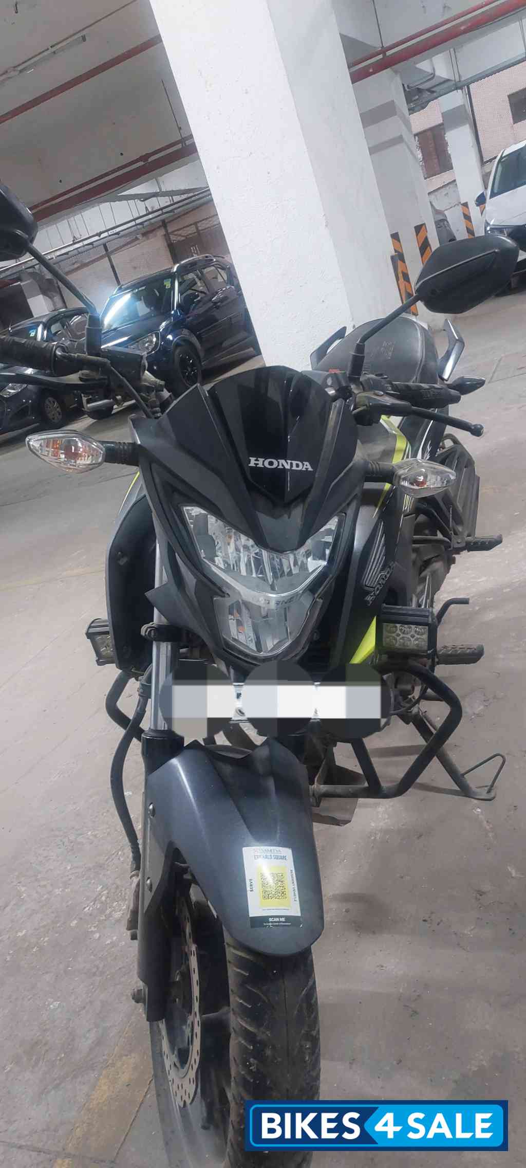 Honda CB Hornet 160R Honda CB Hornet 160R