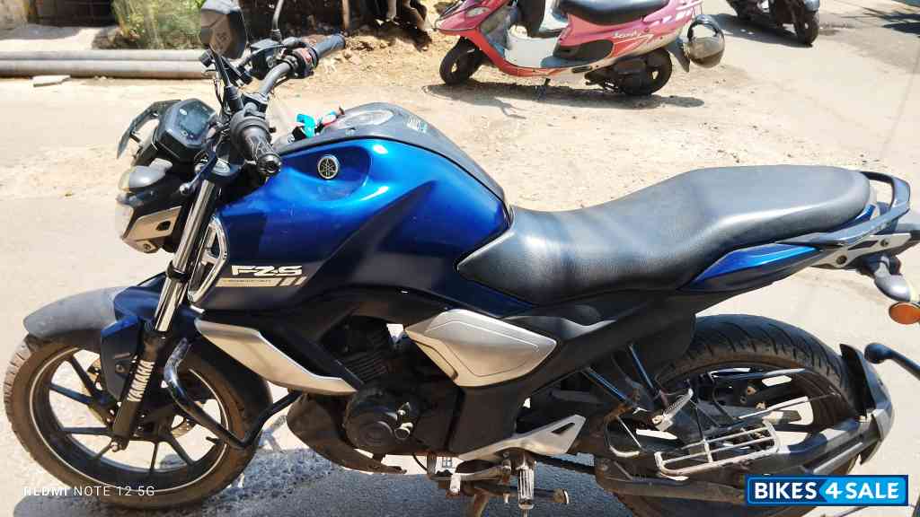 Yamaha FZ-S FI V3 Yamaha FZ-S FI V3