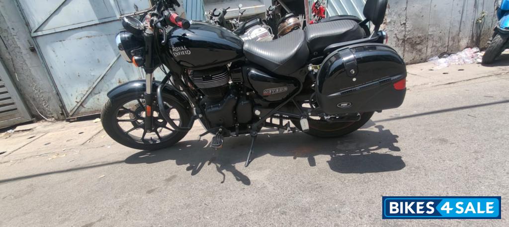 Royal Enfield Meteor 350 Royal Enfield Meteor 350