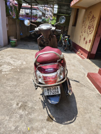 Ming Red Suzuki Access 125 Special Edition