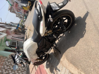 TVS Apache RTR 180