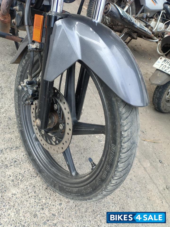 Grey Honda Shine BS6 Grey Honda Shine BS6
