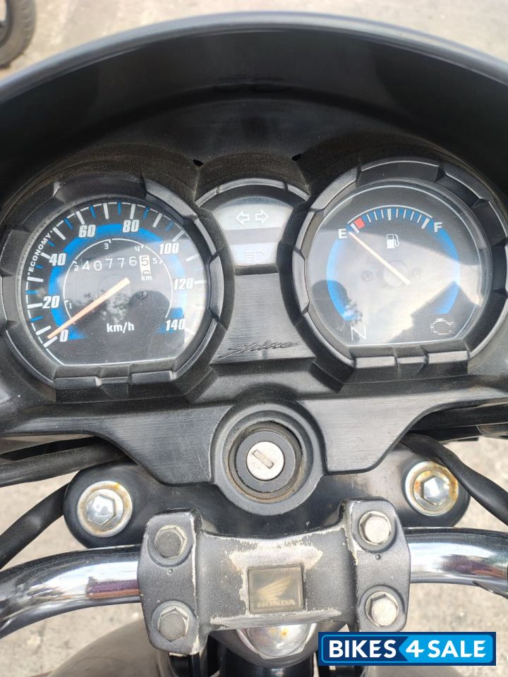 Grey Honda Shine BS6 Grey Honda Shine BS6