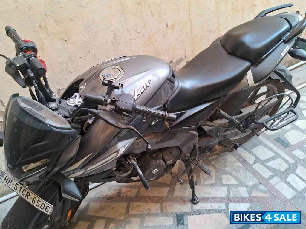 Grey Black Bajaj Pulsar NS125 2025