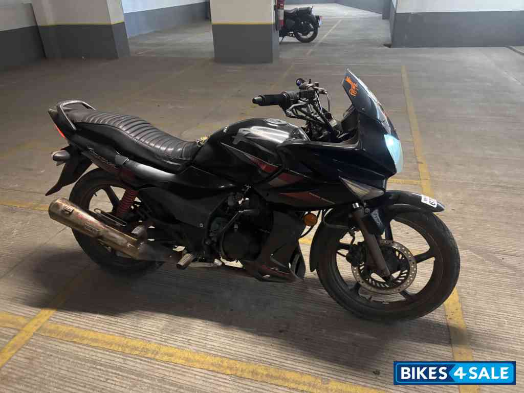 Black Hero Karizma R