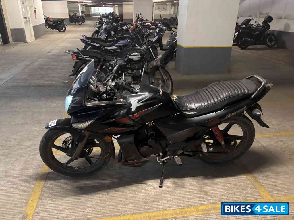 Black Hero Karizma R Black Hero Karizma R