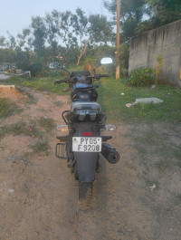 Bajaj Pulsar 150 Neon