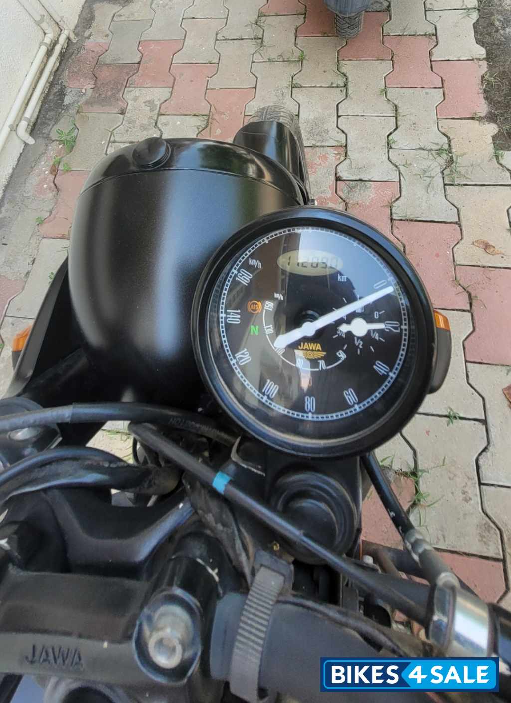 Jawa 42 Dual Channel ABS AllStar Black