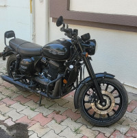 Jawa 42 Dual Channel ABS AllStar Black
