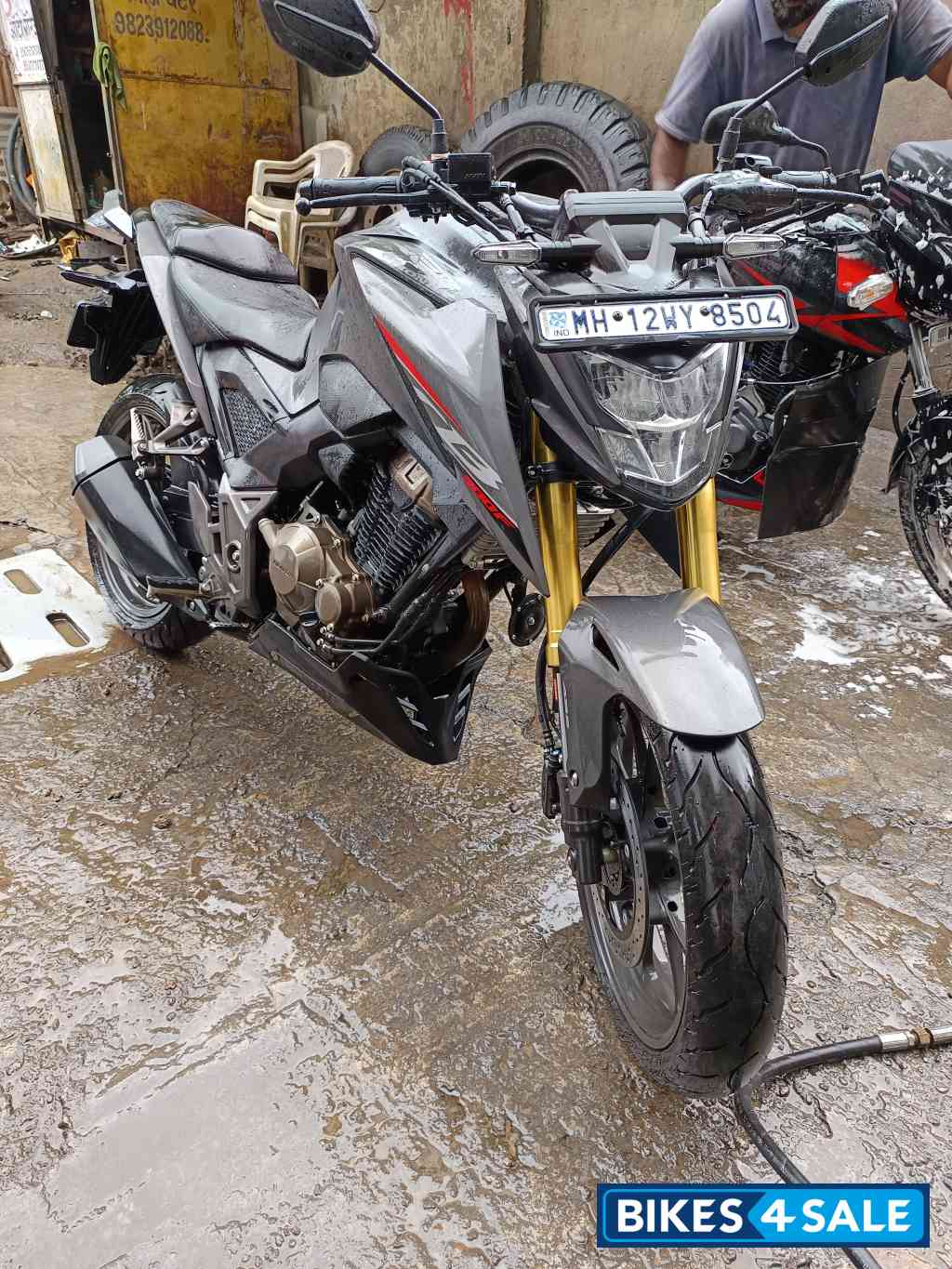 Grey Honda CB300F Deluxe Pro