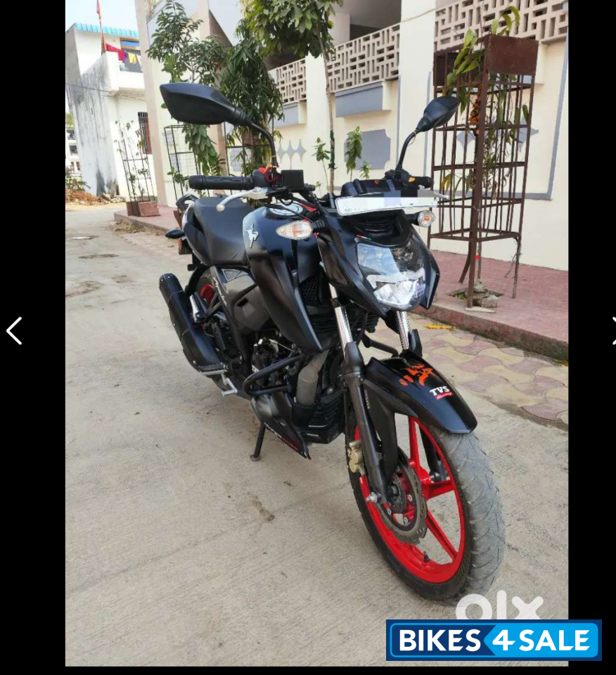 TVS Apache RTR 160 4V BS6