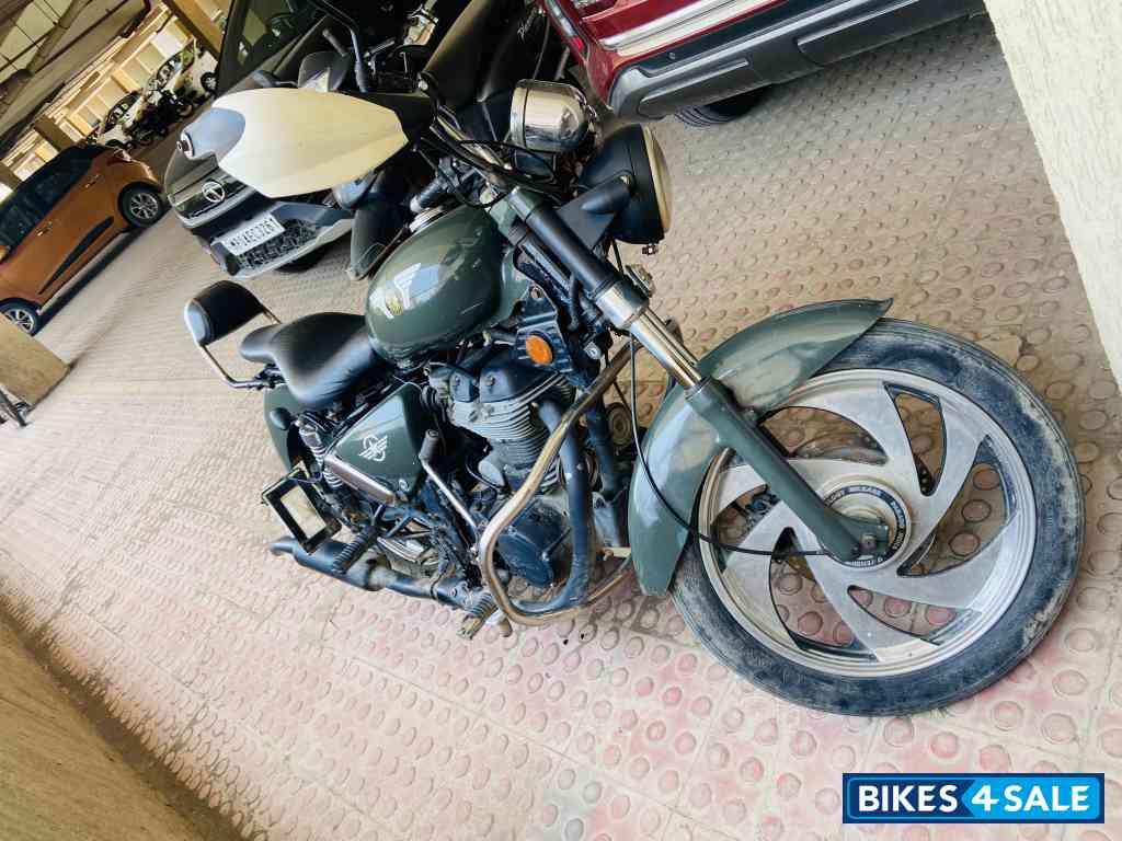 Royal Enfield Thunderbird