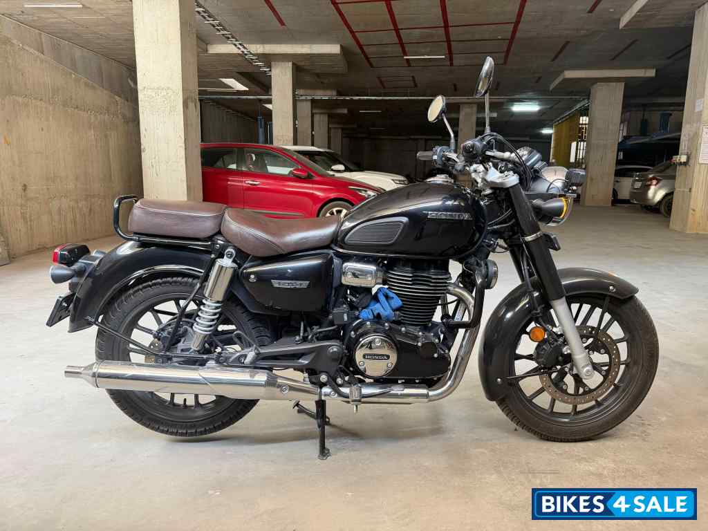 Honda CB350 DLX Pro