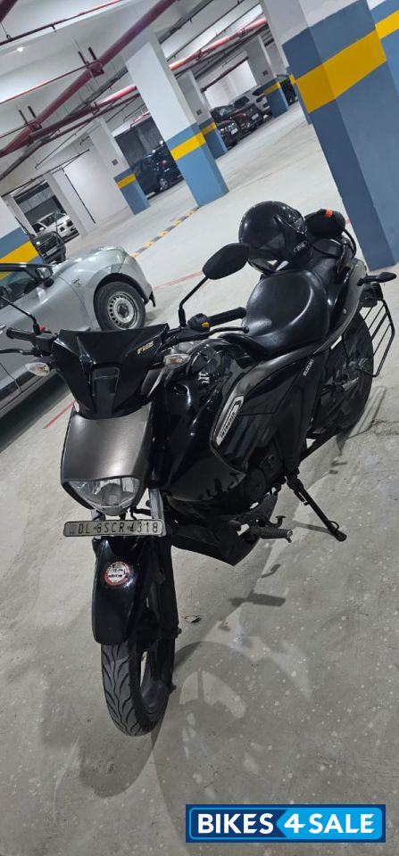 Suzuki Intruder 150 FI