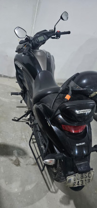 Suzuki Intruder 150 FI