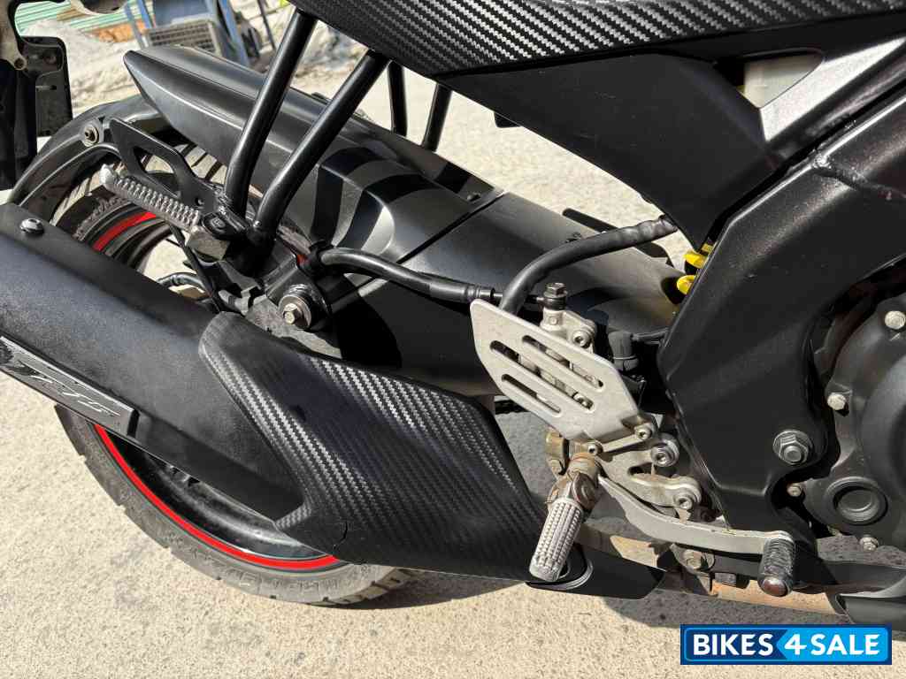 Red Yamaha YZF R15 V2