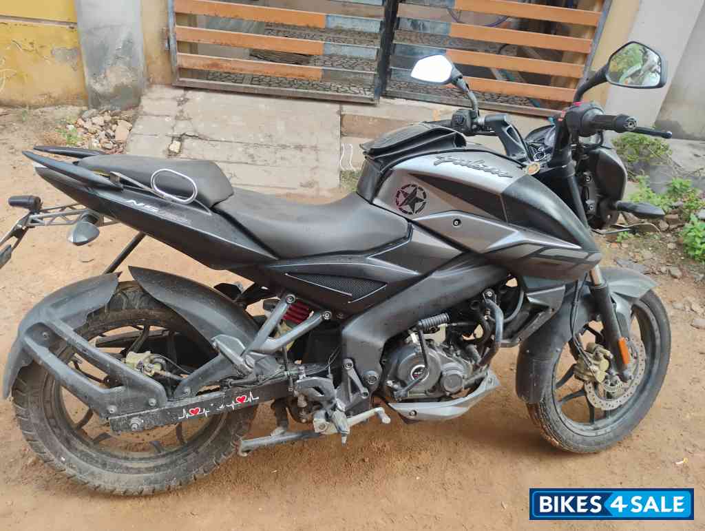 Bajaj Pulsar NS 160