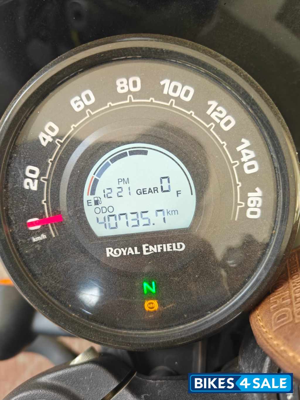 White Blue Royal Enfield Hunter 350 Metro
