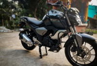 Black Yamaha FZ FI V3 BS6