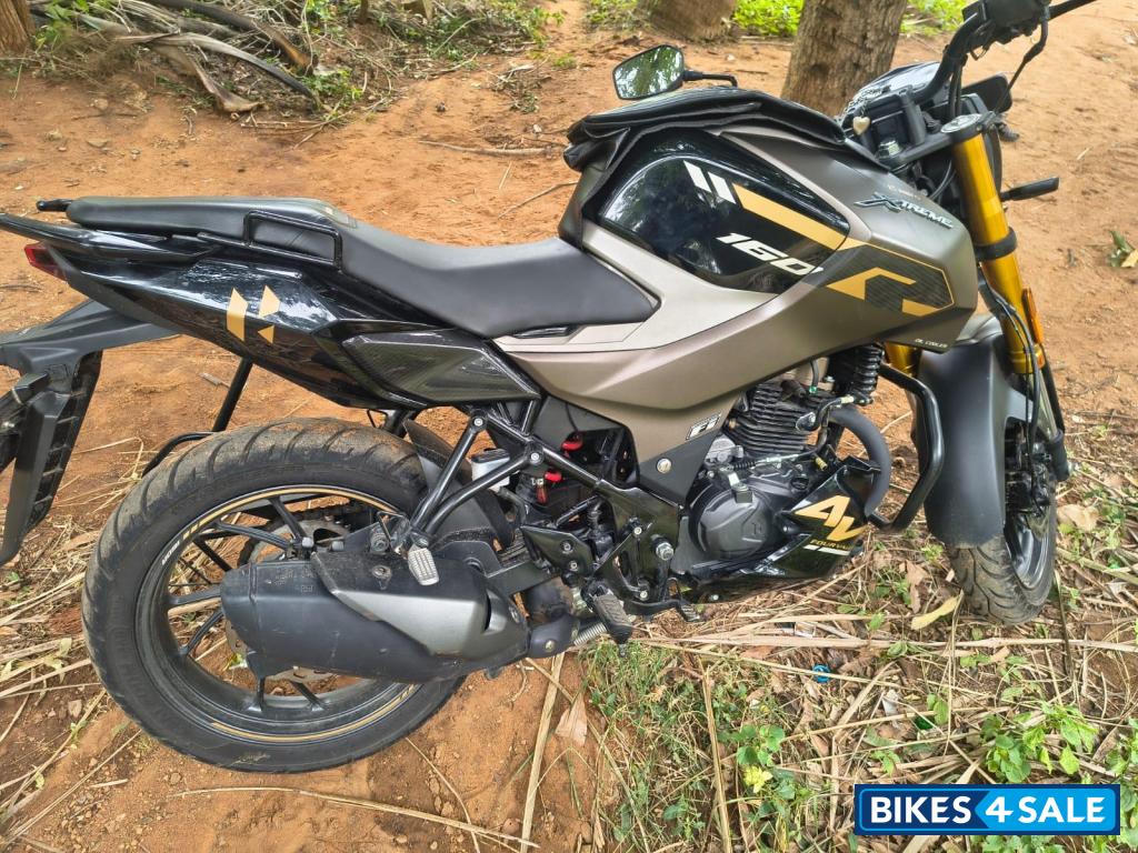 Hero Xtreme 160R 4V Connected 2.0 Hero Xtreme 160R 4V Connected 2.0