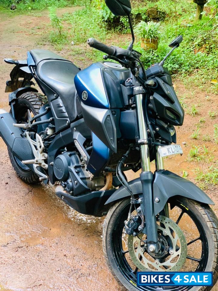 Mat Dark Purplish Blue Yamaha MT-15 Mat Dark Purplish Blue Yamaha MT-15