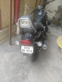 Black Bajaj Avenger Street 220