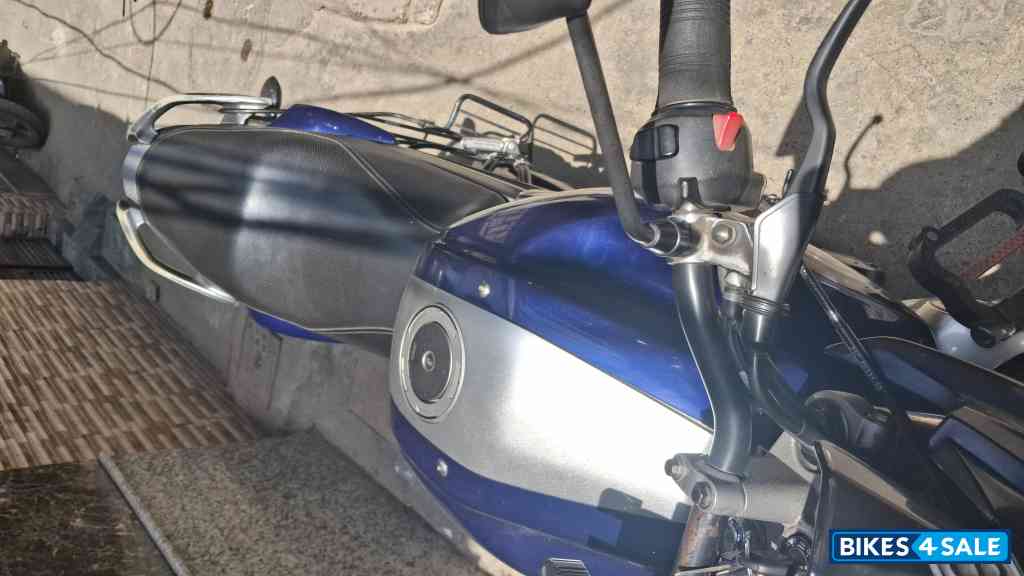 Silver Blue Yamaha FZ16 Silver Blue Yamaha FZ16