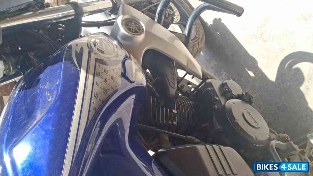Silver Blue Yamaha FZ16 Silver Blue Yamaha FZ16