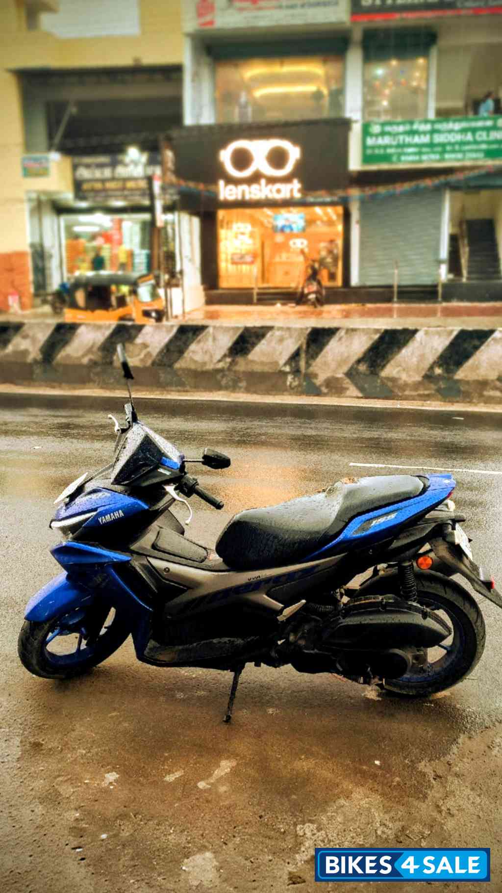 Deep Purplish Blue Yamaha Aerox 155