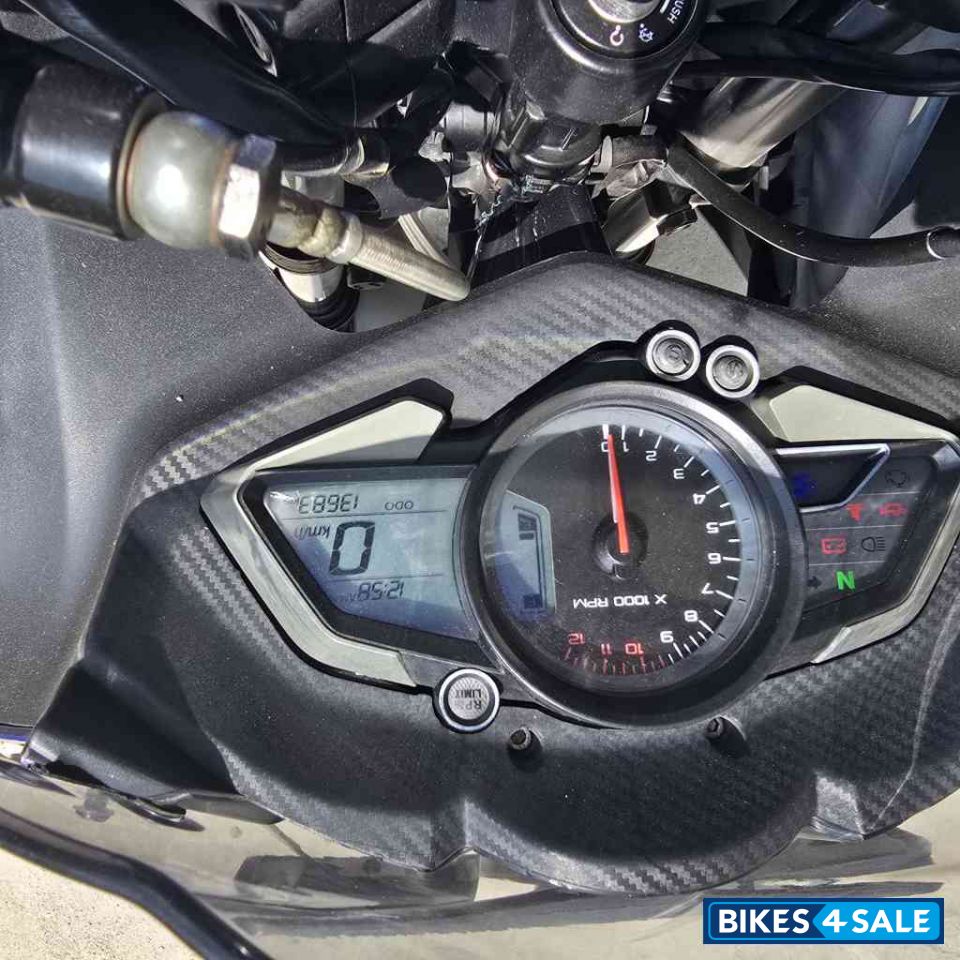 Blue Bajaj Pulsar RS 200 ABS