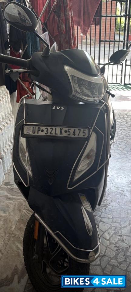 TVS Jupiter Grande TVS Jupiter Grande