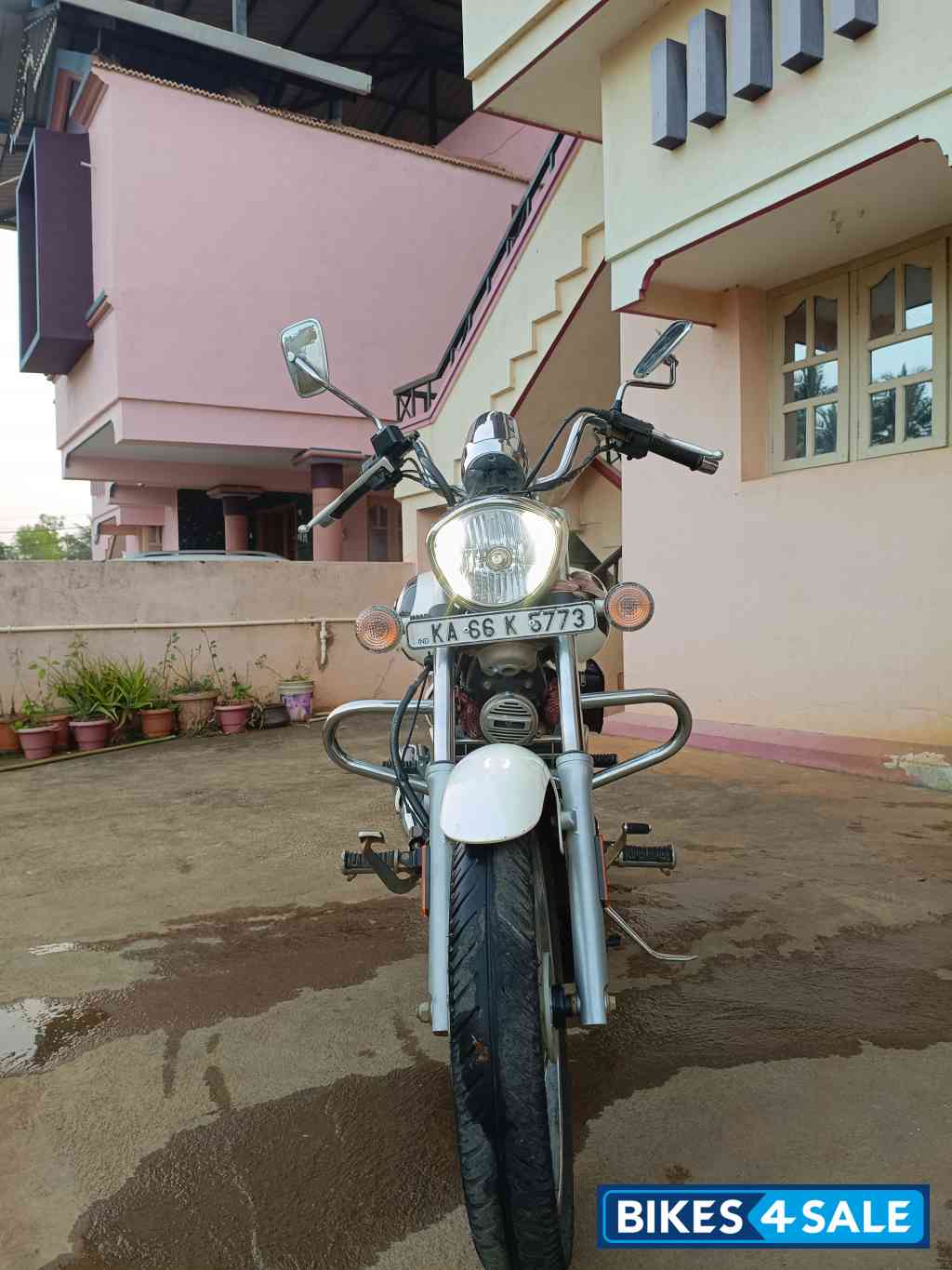 Bajaj Avenger Cruise 220 BS6 Bajaj Avenger Cruise 220 BS6