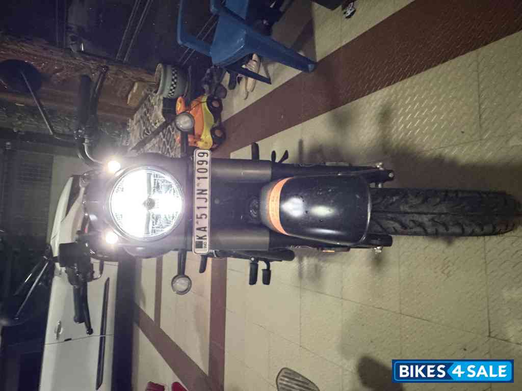 Royal Enfield Classic 350 Royal Enfield Classic 350