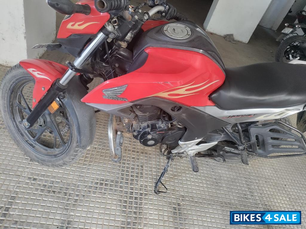 Honda CB Hornet 160R Honda CB Hornet 160R