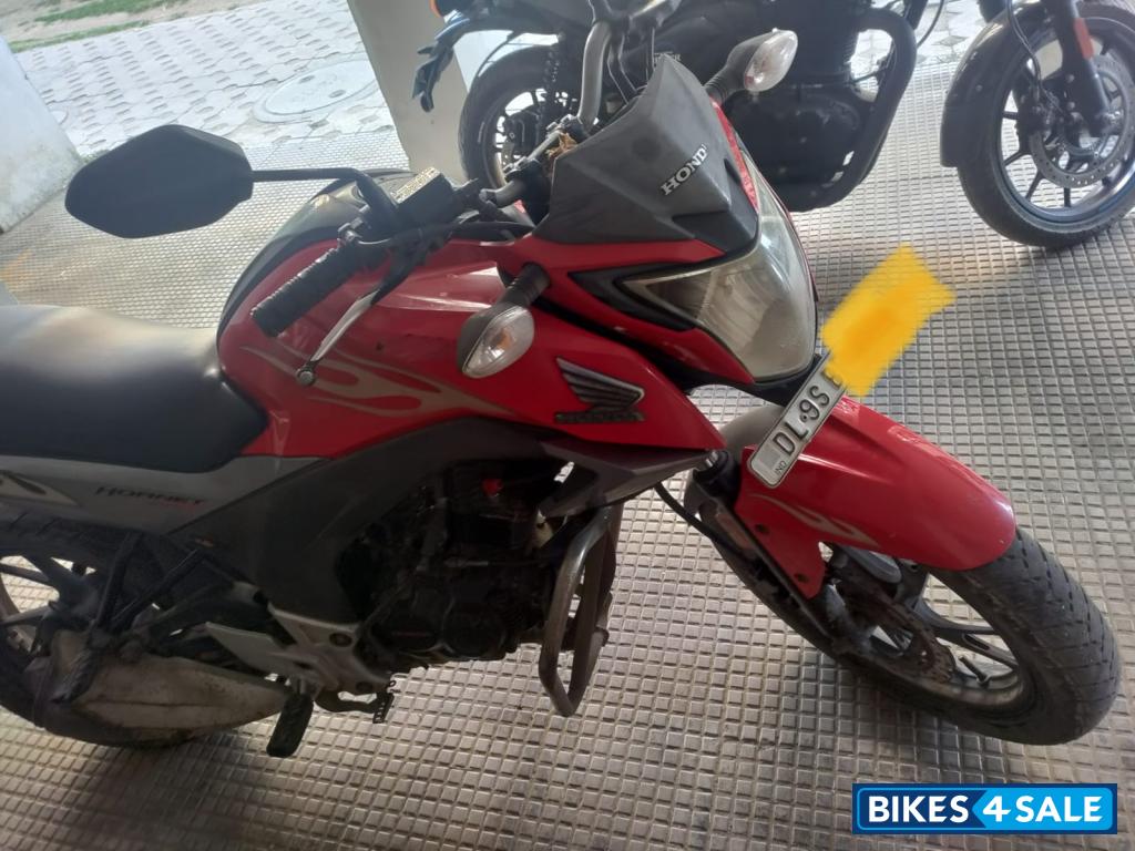 Honda CB Hornet 160R Honda CB Hornet 160R