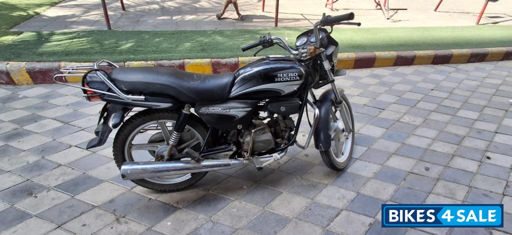 Black Hero Splendor Plus