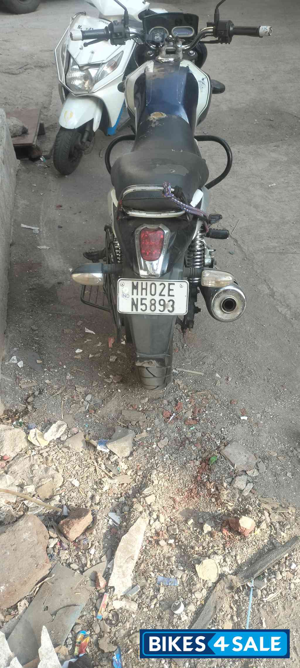 Bajaj V15 Bajaj V15