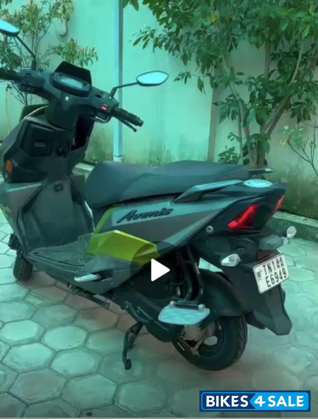 Suzuki Avenis 125 Standard Edition